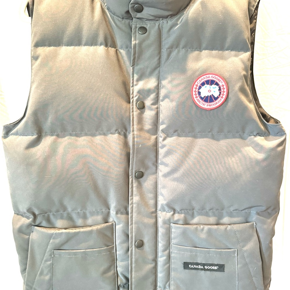 Canada Goose Freestyle Crew Vest Men M/Women’s L
